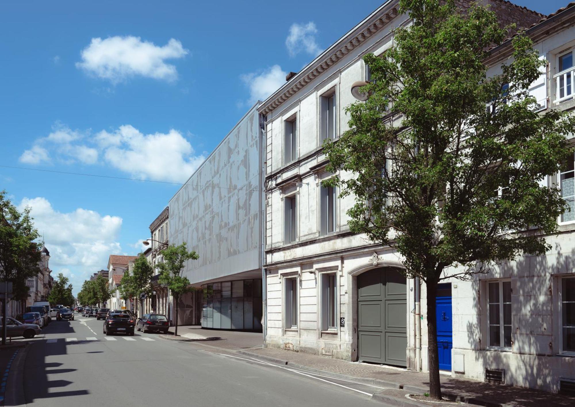 67 Victor Hugo Apartment Cognac Exterior photo
